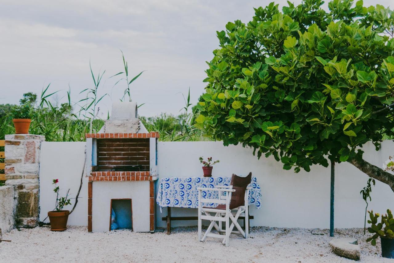 House By The Sea Apartment Lefkímmi